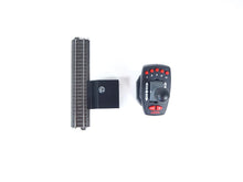 Laden Sie das Bild in den Galerie-Viewer, Anschlussgleis und Power Control Stick, Märklin H0 322979 neu
