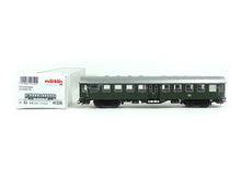 Laden Sie das Bild in den Galerie-Viewer, Personenwagen Umbauwagen 2. Klasse, DB, Märklin H0 41320 neu, OVP
