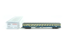 Laden Sie das Bild in den Galerie-Viewer, Märklin Z 87210, Gesellschaftswagen DB, neu, OVP
