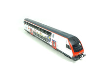 Laden Sie das Bild in den Galerie-Viewer, Doppelstock Steuerwagen 2. Klasse SBB digital, Roco H0 74718 neu OVP
