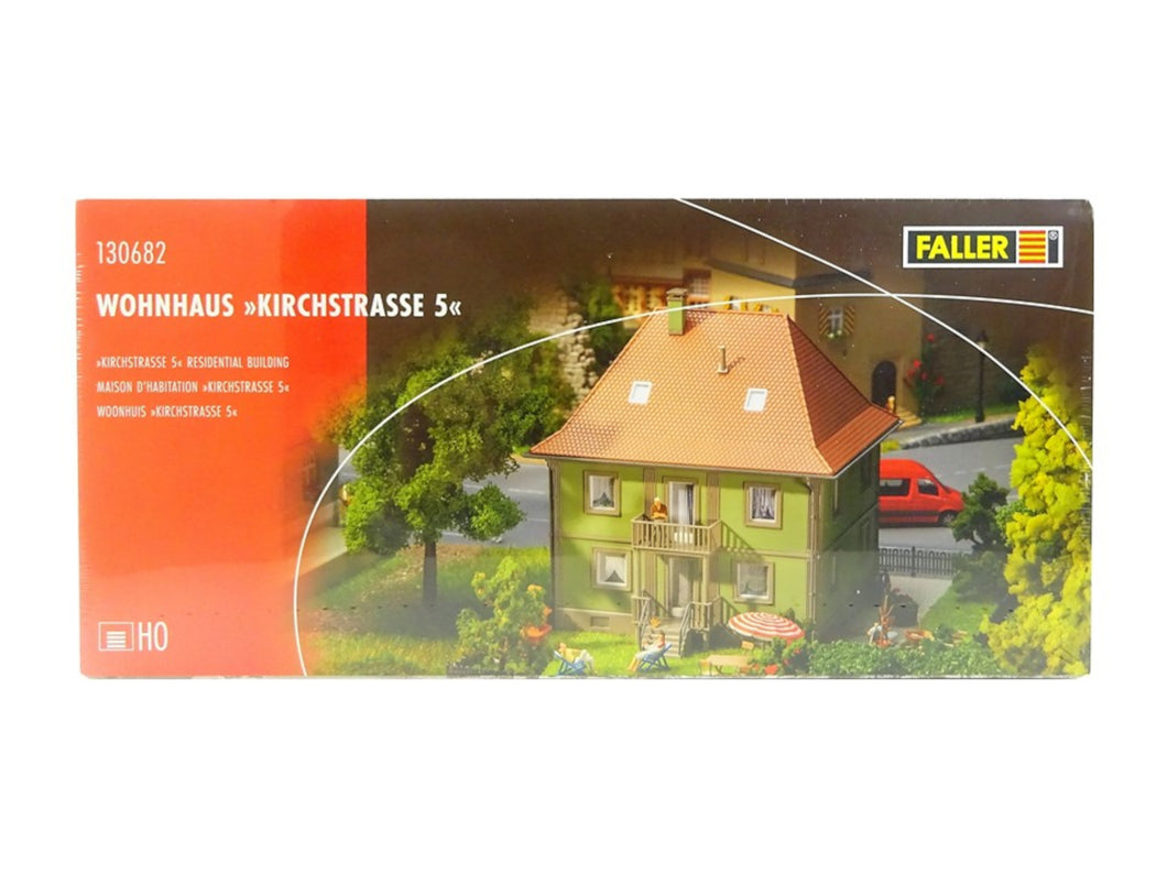 Bausatz Wohnhaus Kirchstraße 5, Faller H0 130682, neu