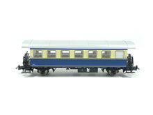 Laden Sie das Bild in den Galerie-Viewer, Personenwagen 3-tlg. Set: Spantenwagen ÖBB, Roco H0 74192 neu OVP
