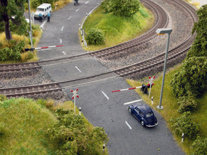 Modellbahn Zubehör Bahnschranken m. Andreaskreuzen, Noch H0 14307 neu, OVP