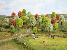 Laden Sie das Bild in den Galerie-Viewer, Modellbahn Bäume Frühlingsbäume 25 Stück, 5 - 9 cm hoch, Noch H0 26806 neu, OVP
