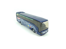 Laden Sie das Bild in den Galerie-Viewer, Modellbahn Modellauto MB O Reisebus Karlsruher SC, Wiking H0 714 10 40
