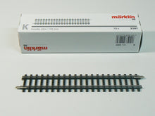 Laden Sie das Bild in den Galerie-Viewer, K Gleis Gleise gerade 156mm, 10 x Märklin H0 2207 neu, OVP
