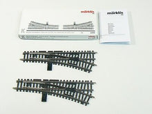 Laden Sie das Bild in den Galerie-Viewer, Weiche K-Gleis rechts 2 Stück, Märklin H0 2266 neu, OVP

