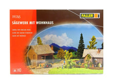 Laden Sie das Bild in den Galerie-Viewer, Modellbau Bausatz Sägewerk mit Wohnhaus, Faller H0 191765, neu, OVP
