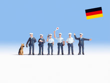 Laden Sie das Bild in den Galerie-Viewer, Modellbahn Figuren Polizisten blaue Uniform 6 Stück, Noch H0 15091 neu

