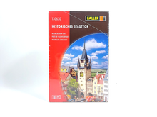 Laden Sie das Bild in den Galerie-Viewer, Bausatz Modellbau Historisches Stadttor, Faller H0 130630, neu
