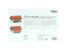 Laden Sie das Bild in den Galerie-Viewer, Bausatz Doppelhaus Moosgrund, Faller H0 131549, neu
