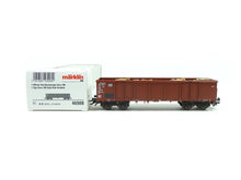 Laden Sie das Bild in den Galerie-Viewer, Märklin H0 46908, Hochbordwagen m Ladegut (Holzstücke), DB, neu, OVP
