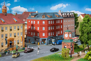 Modellbau Bausatz Stadteckhaus mit Tattoostudio, Faller H0 130138 neu