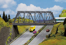Laden Sie das Bild in den Galerie-Viewer, Modellbau Modellbahn Kasten Brücke steckbar, Noch H0 21320 neu OVP
