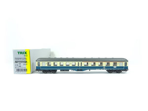 Personenwagen beleuchtet Reisezugwagen DB, Trix H0 23125 neu, OVP