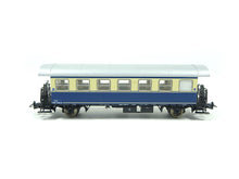 Laden Sie das Bild in den Galerie-Viewer, Personenwagen 3-tlg. Set: Spantenwagen ÖBB, Roco H0 74192 neu OVP
