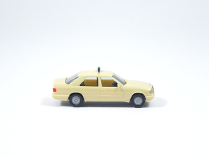 Herpa 094184, MB E-Klasse W124 Taxi (Basic), 1:87, neu, OVP