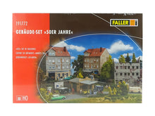 Laden Sie das Bild in den Galerie-Viewer, Modellbahn Set Gebäude 50er Jahre, Faller H0 191772 neu, OVP
