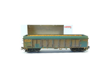 Laden Sie das Bild in den Galerie-Viewer, Hochbordwagen gealtert Holzhackschnitzeltransport NS, aus Märklin H0 47189 neu
