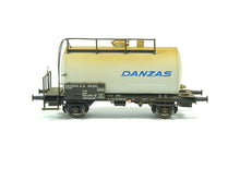 Laden Sie das Bild in den Galerie-Viewer, Kesselwagen Z [P] „Danzas” DB Patiniert, Brawa H0 50041 neu OVP
