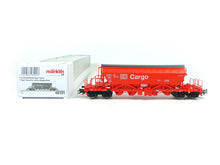 Laden Sie das Bild in den Galerie-Viewer, Güterwagen Schwenkdachwagen als Kaliwagen DB Cargo, Märklin H0 48191 neu OVP
