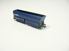 Laden Sie das Bild in den Galerie-Viewer, PIKO N 40710, Schüttgutwagen Falns VTG, blau, neu, OVP
