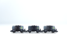 Laden Sie das Bild in den Galerie-Viewer, Fleischmann N 841201, 3-teiliges Kesselwagen Set &quot;BP&quot;, DB, neu, OVP
