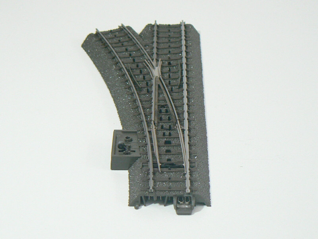 C–Gleis Weiche links , Märklin H0 24611, neu
