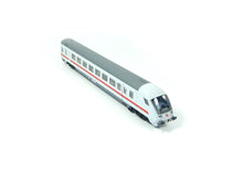 Laden Sie das Bild in den Galerie-Viewer, IC Wagen mfx Steuerwagen DB 2. Kl. Märklin H0 43630 neu
