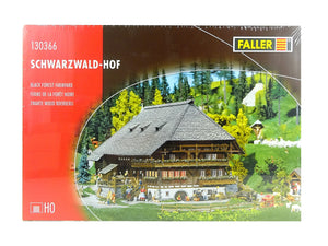 Modellbau Bausatz Schwarzwaldhof, Faller H0 130366 neu