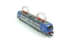 Laden Sie das Bild in den Galerie-Viewer, Elektrolokomotive 475 902-3 WRS digital sound, Roco H0 71964 neu OVP
